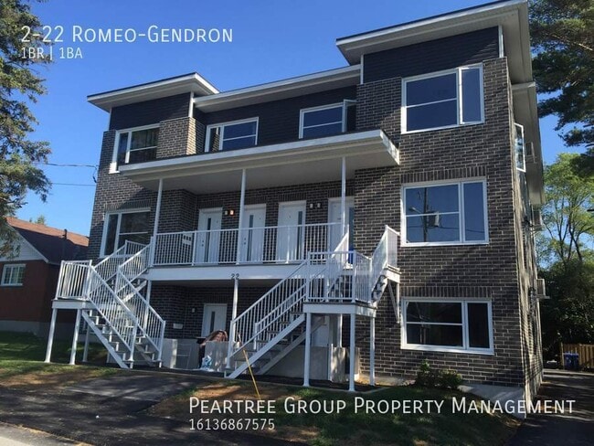 Building Photo - Right in the heart of Aylmer