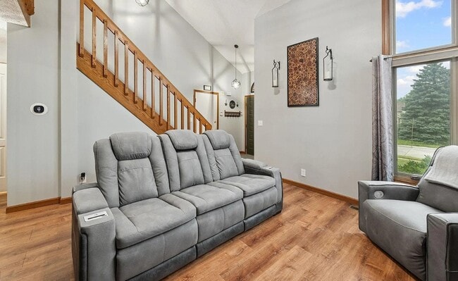 Photo - 1021 Southport Dr