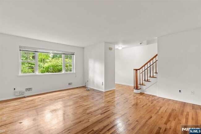 Photo - 87 Poplar St Unit 4