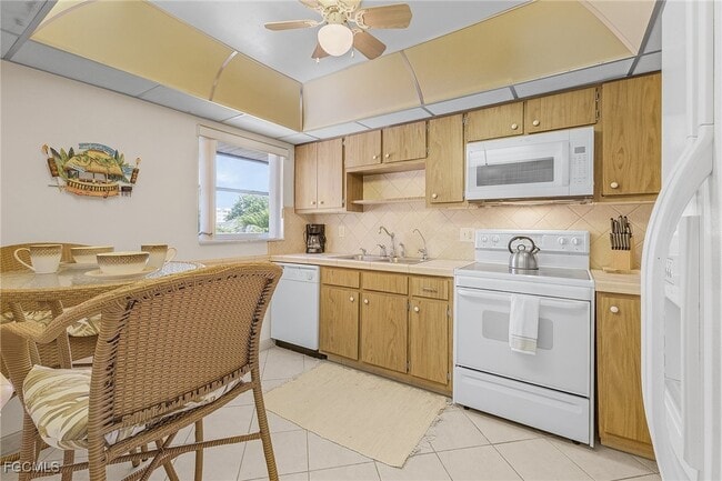 Photo - 1730 Sandy Cir Unidad 204