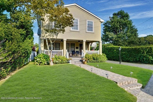 Photo - 983 Norwood Ave