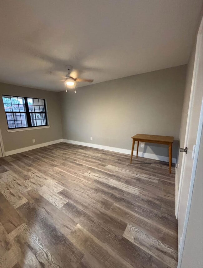 Photo - 5614 Harvest Hill Rd