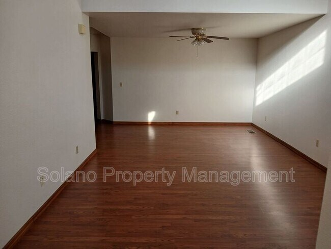 Photo - 318 Ridgecrest Cir