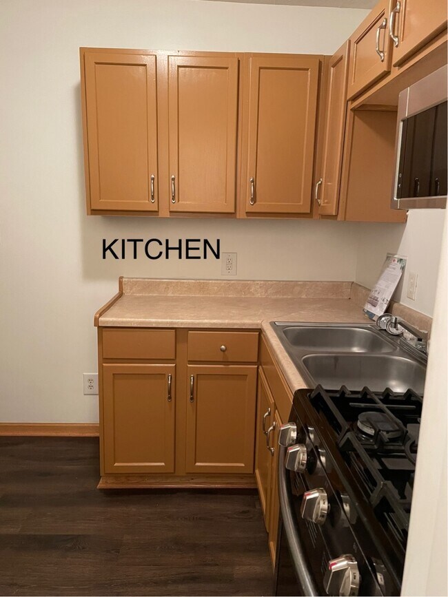 Photo - 21 W 8th St Unit 2