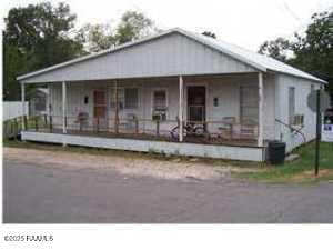 Building Photo - 711 E Lessley St Rental