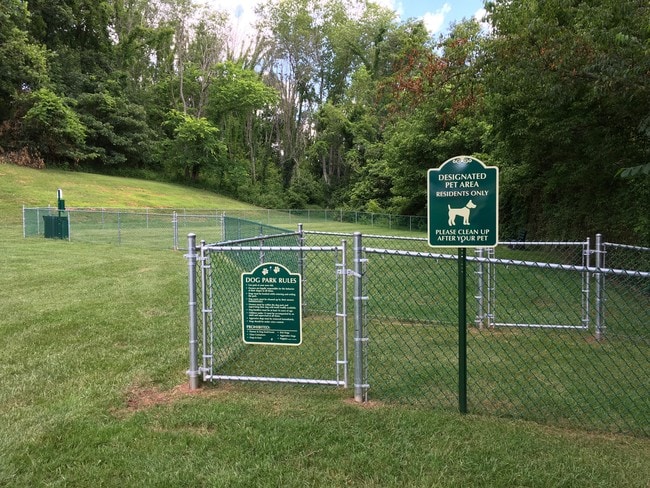 Large Controlled Access Dog Park