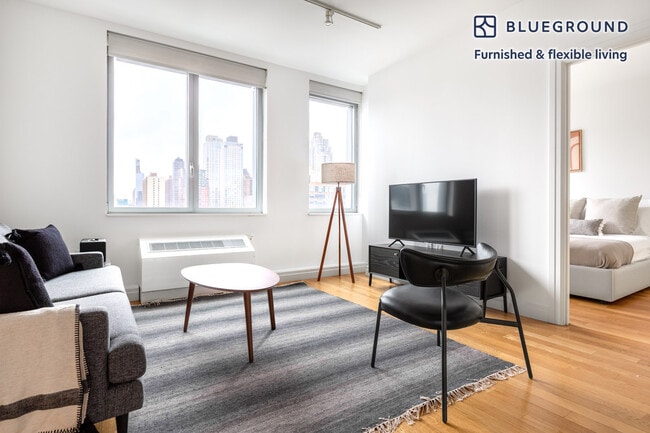 Photo - 550 W 54th St Unidad SI FL23-ID523