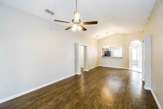 Photo - 1523 Slash Pine Ct