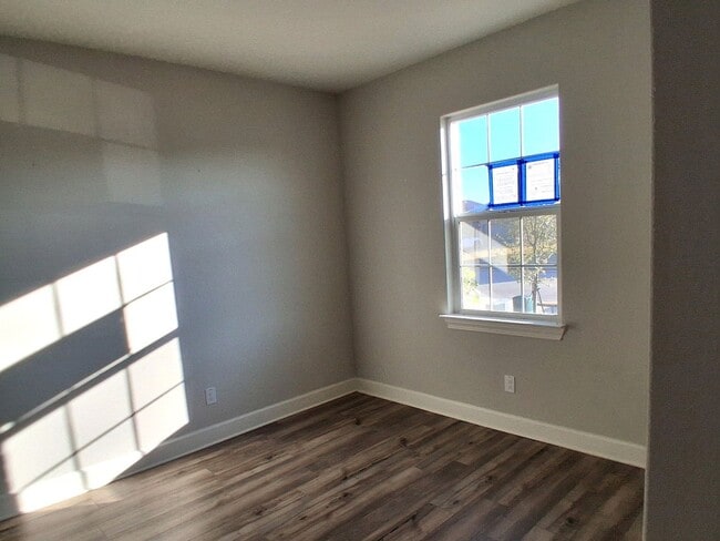 Photo - 1020 Calhoun Dr