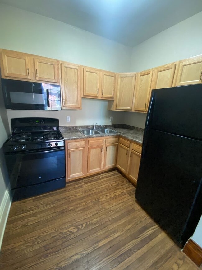 Photo - 2216 S Harrison St Unit Apt 1