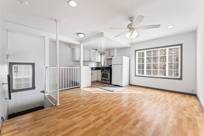 Photo - 1339 S Sycamore Ave