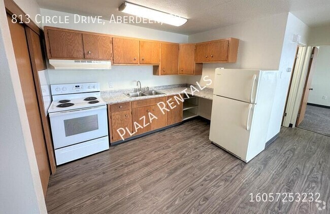 Building Photo - 2103 4th Ave SE Unit 4 Rental