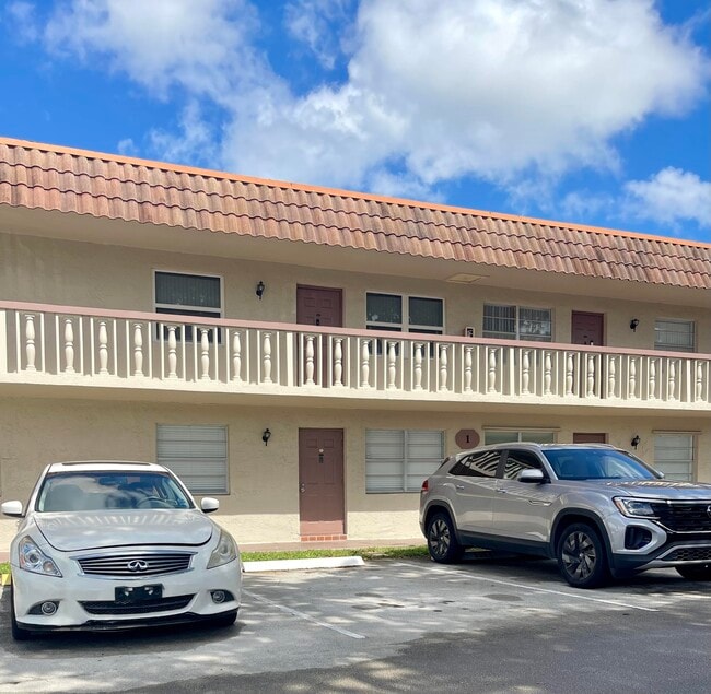 Photo - 3777 NW 78th Ave Unit 1c