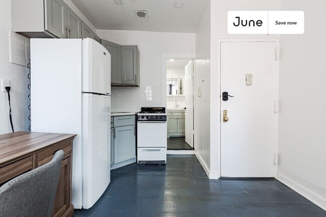 Photo - 324 1/2 East 8 Street Unit 3B