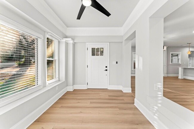 Photo - 2128 Hosea L Williams Dr NE