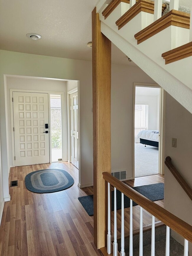 Photo - Stunning Kalispell Golf Course Home