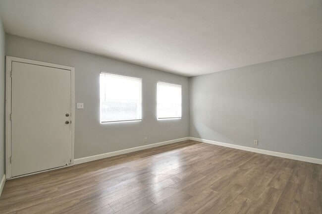 Photo - j4717 Unidad 4715