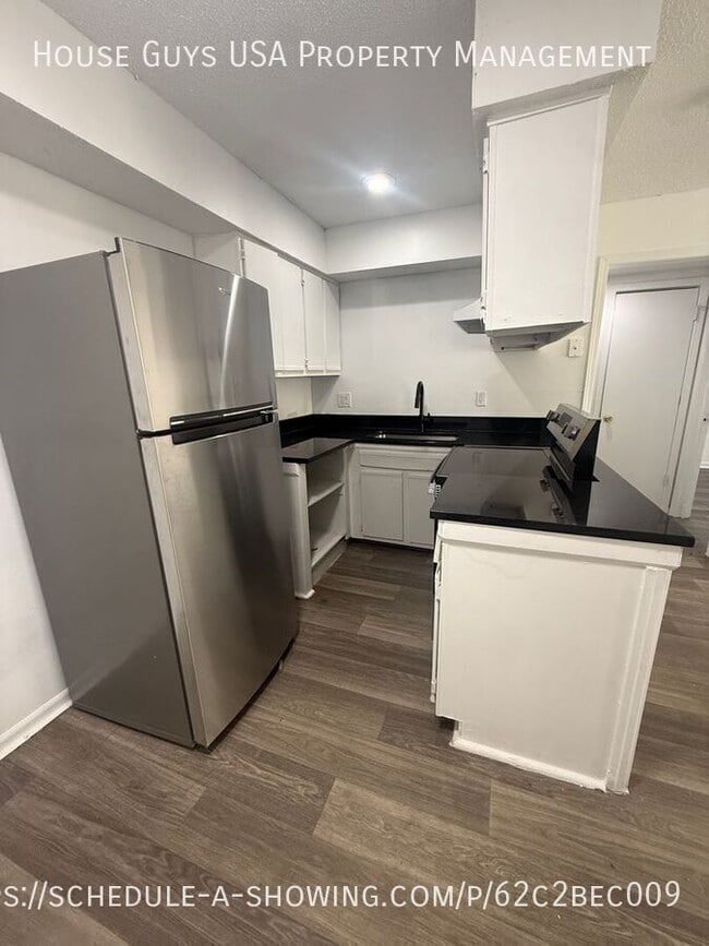 Photo - 9900 E 36th St S