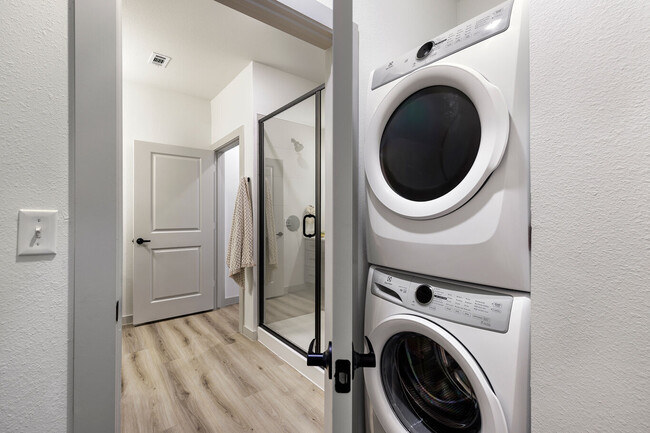 The Luxe at Lewisville | 55 + Active Adult
