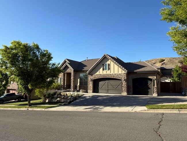 Building Photo - 2152 Aspen Wood Loop W