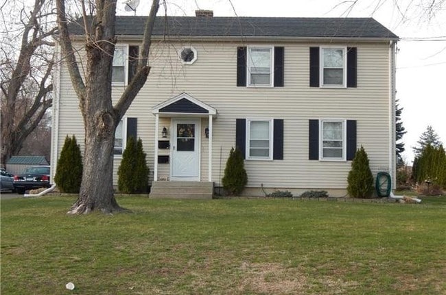 10 Dewey Ave