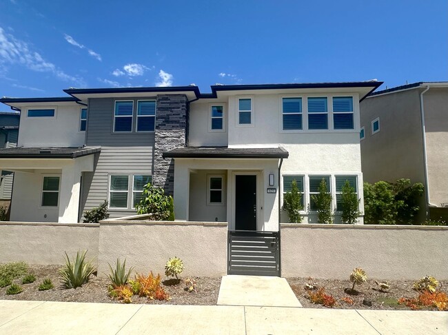 Building Photo - New-built 3-Bed Home in Great Park