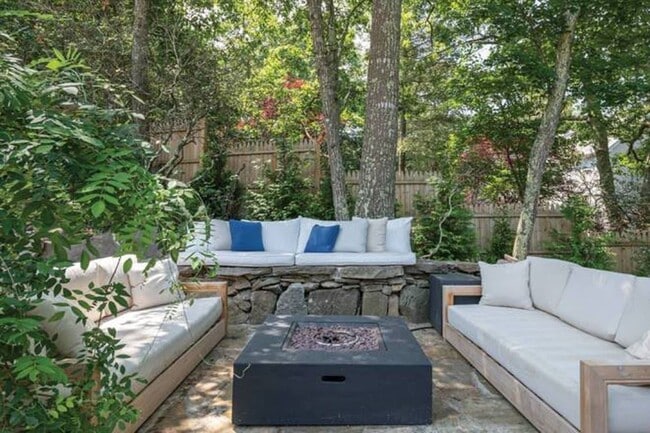 Photo - 77 Northside Dr