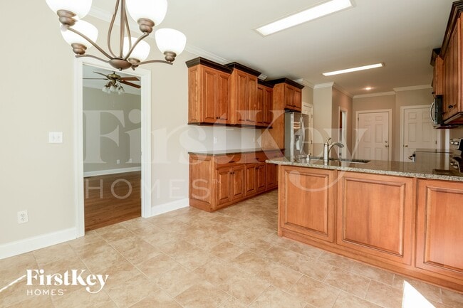 Photo - 121 Sawgrass Ln N