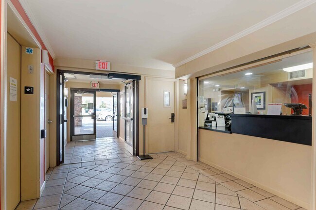 Furnished Studio-San Jose - Downtown