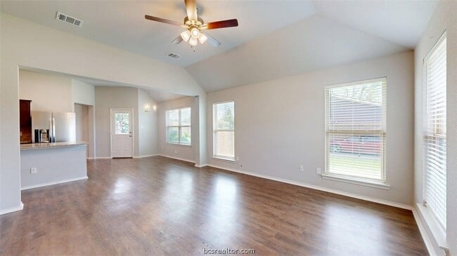 Photo - 803 Meadow Brook Dr