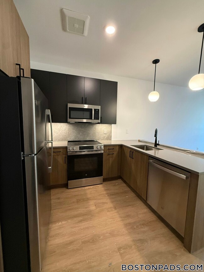 Photo - 199 Gardner St Unit 218