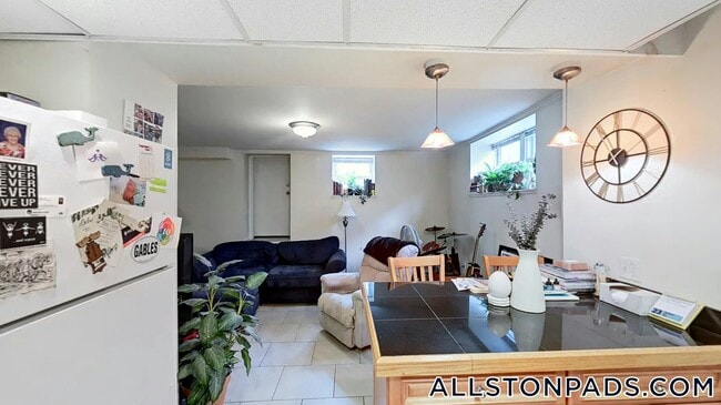 Photo - 15 Glenville Ave Apartamento Unidad B7