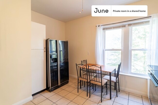 Photo - Room in Shared 4 bed/2 bath home Unidad D