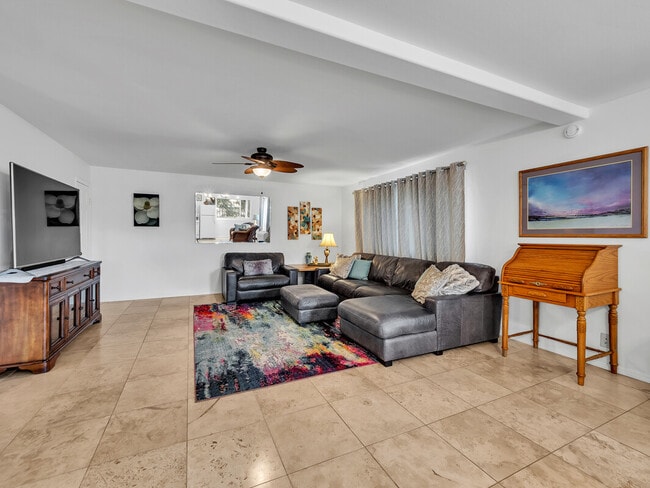 Photo - 68-1785-1785 Paakea St Unit B