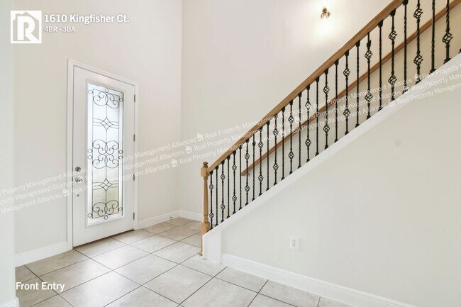 Photo - 1610 Kingfisher Ct