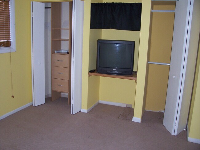 Photo - 1305 Wertland St Unit B9