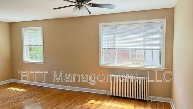 8800 Plymouth St Unit 5