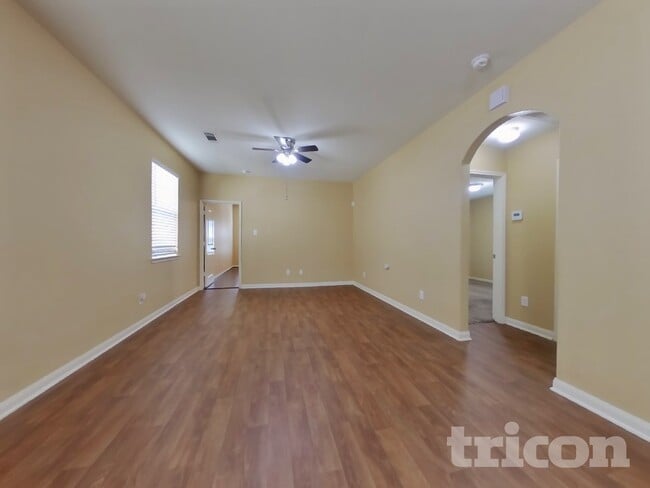 Photo - 2063 Sweet Lilac Dr