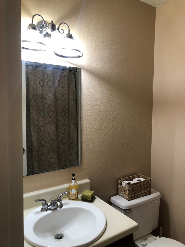 Photo - 1022 Wilson Rd Unit A