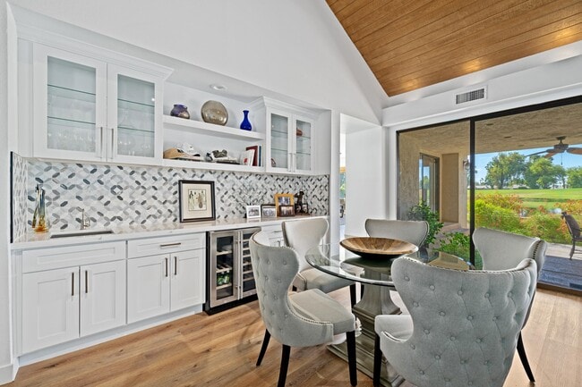 Photo - 35018 Mission Hills Dr