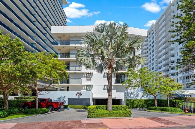 Photo - 5845 Collins Ave Unidad 101