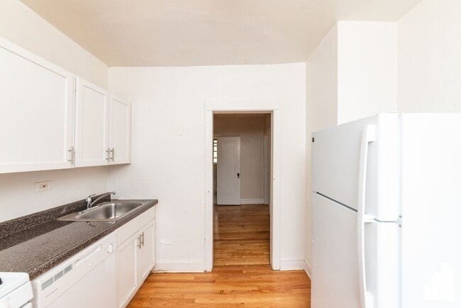 Photo - 4101 N Sacramento Ave