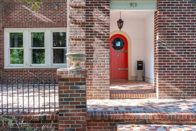 Photo - Utilities Included