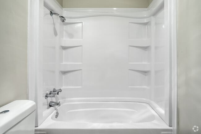 2HAB,1BA-850&nbsp;ft² - Phoenix Village