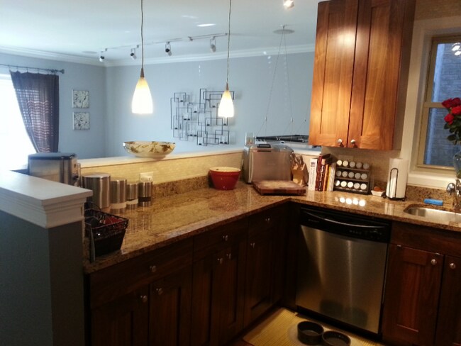 Photo - 2150 W Ainslie St Unidad 1E