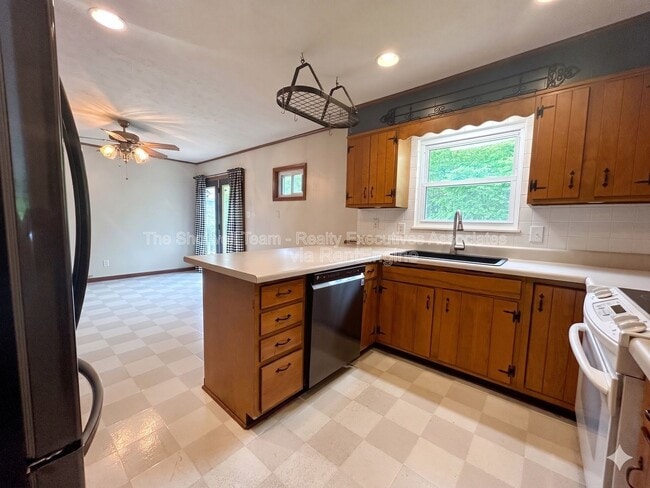 Photo - 6400 Shetland Dr