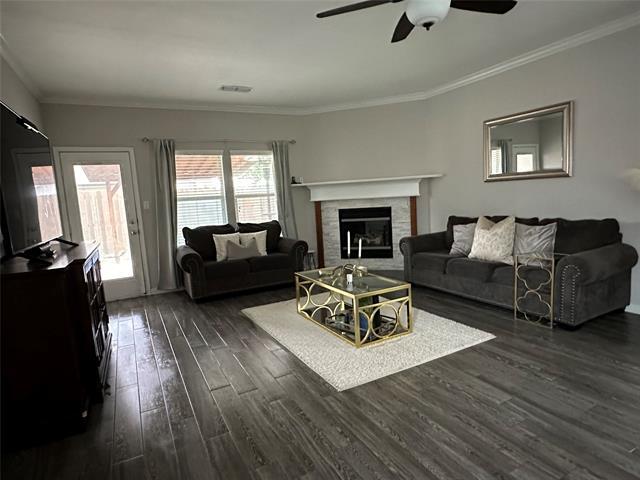 Photo - 1610 Wildflower Dr