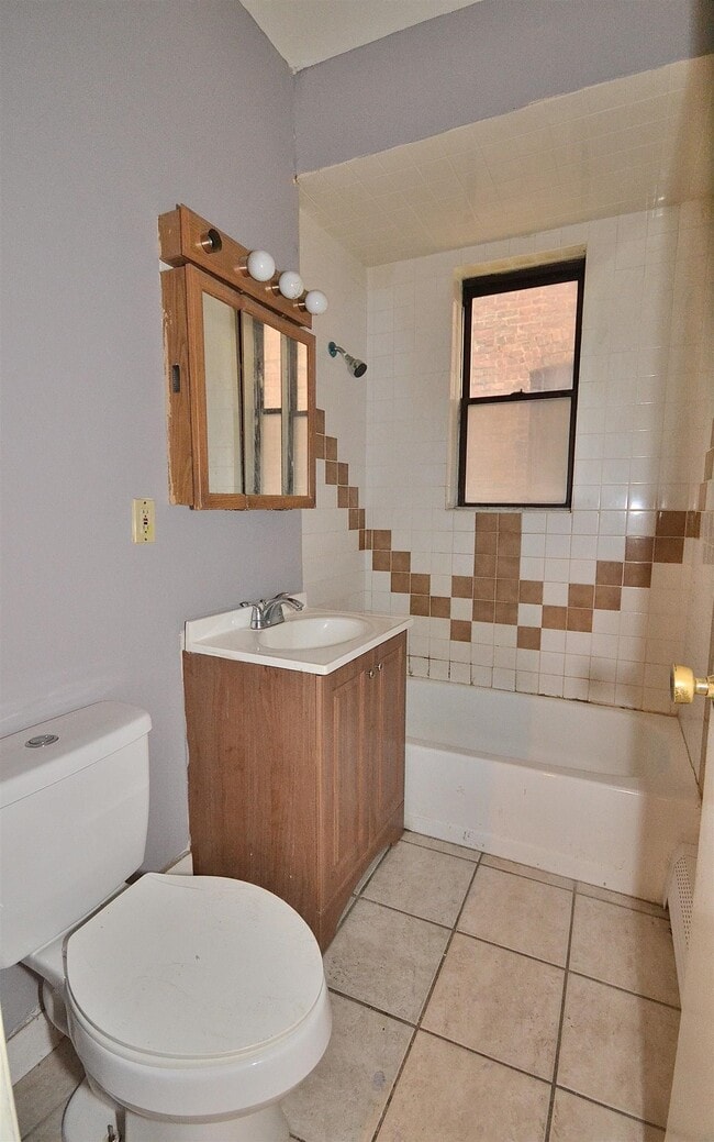 Photo - 262 Clendenny Ave Unidad 2