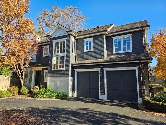 Building Photo - 919 Fremont Pl