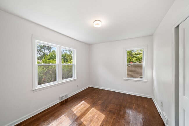 Photo - 6308 W 81st St